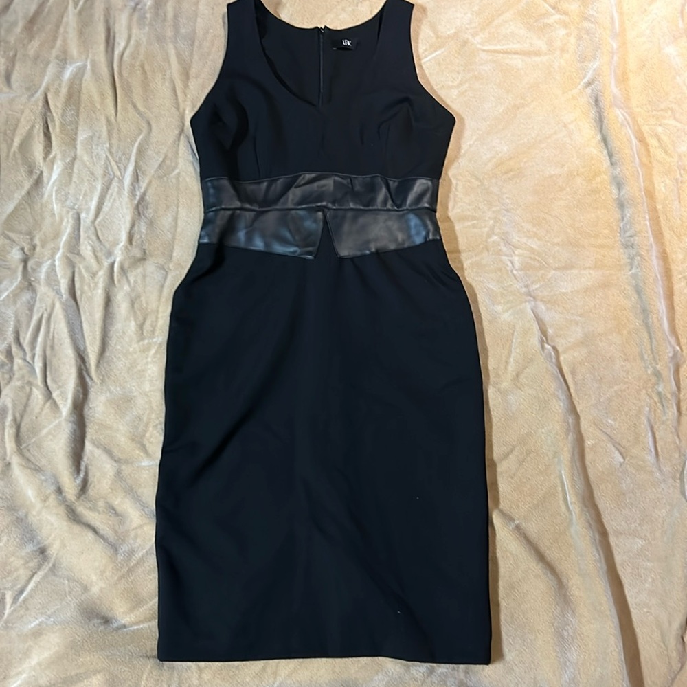 black with leather corset style mid accent